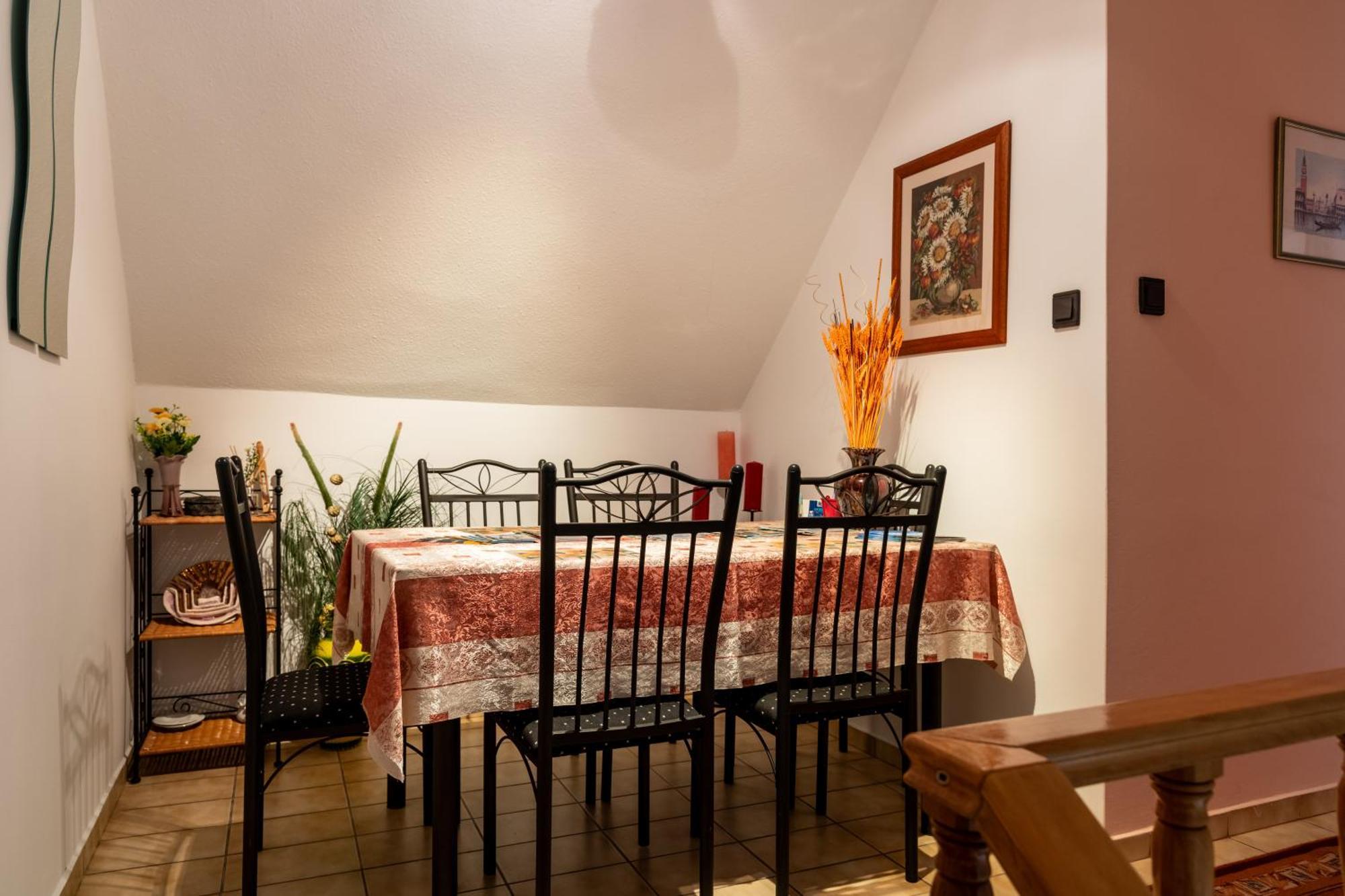 Magdalena Apartmanhaz Keszthely Exterior photo